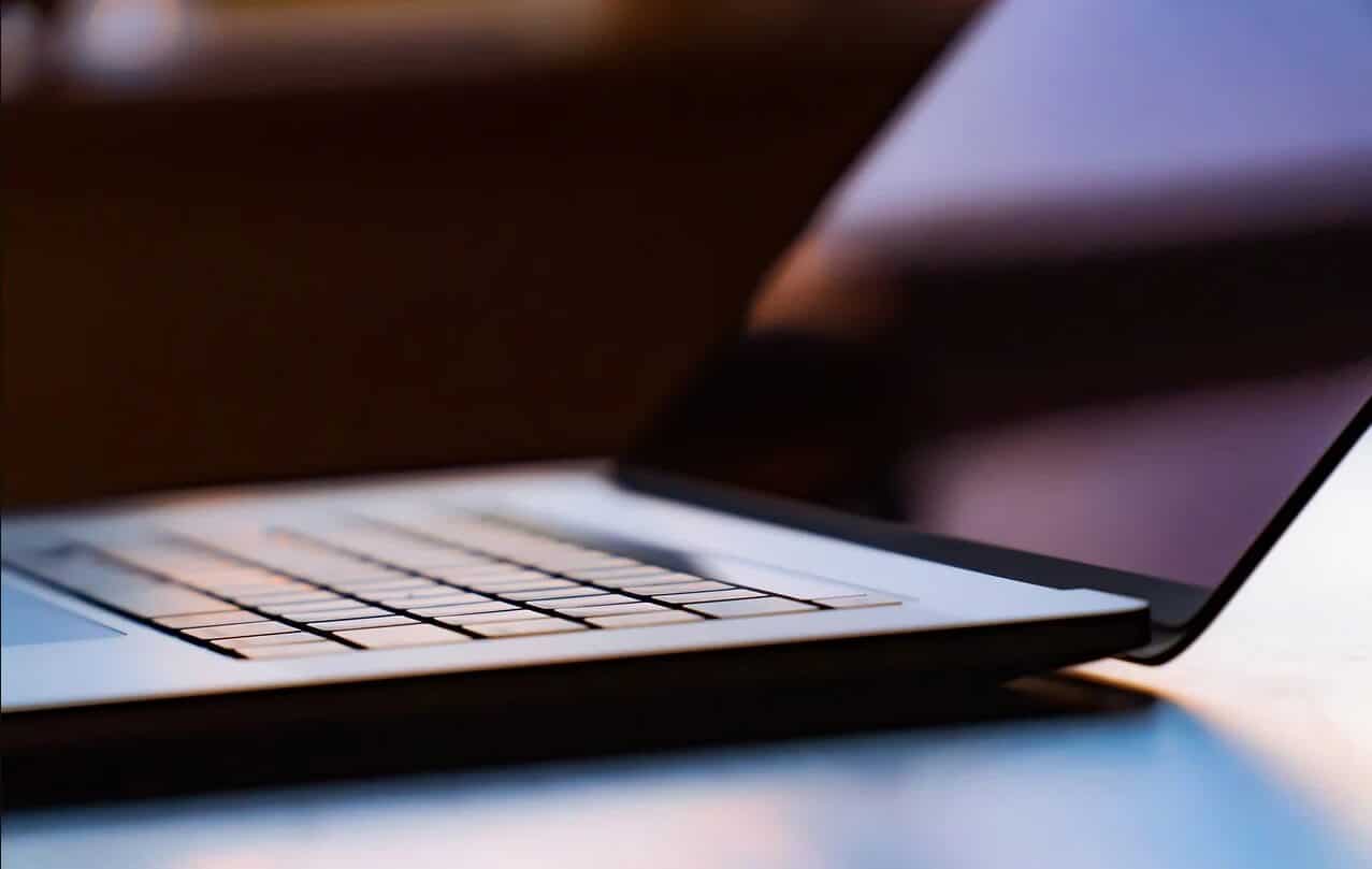Apple patentiert abnehmbare Tastatur mit integrierter Toucherkennung - Vimarsana News